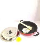 Non stick Deep Kadai with SS Lid, 2 L capacity SKU: DS_443 (Code: 1HFY)Non stick Deep Kadai with SS Lid, 2 L capacity SKU: DS_443 (Code: 1HFY) NON96RBV39